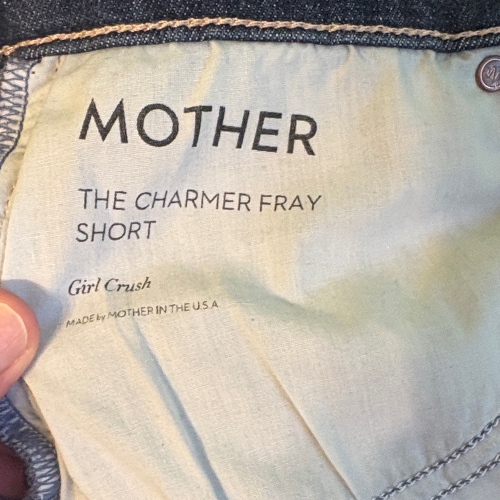 Dark Wash Denim Women's Cutoff Shorts. Mother the charmer fray short. 27 euc - Picture 8 of 12